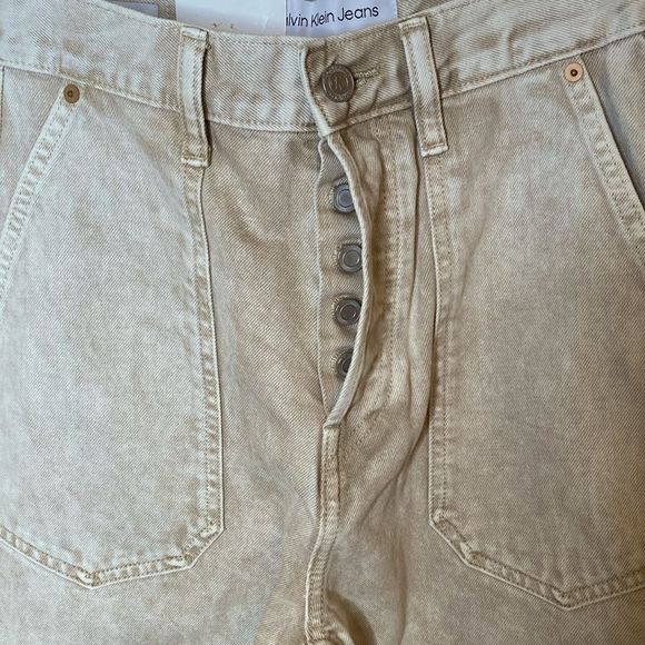 Calvin Klein Jeans Tan Washed Denim Relaxed Fit Unisex Jeans - Picture 5 of 15